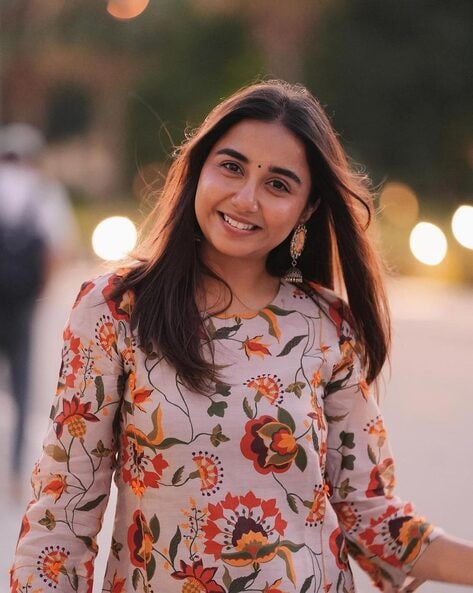 Cotton Rayon Kurti and Pant Set – Stylish and Comfortabl