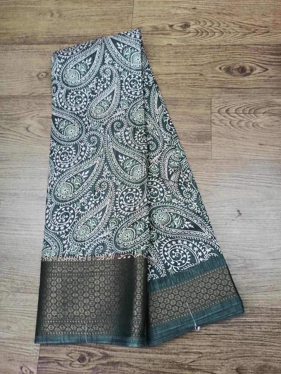 Sarees Dola Tenun Sempadan, Pallu Kaya dan Rekaan Blaus yang Memukau
