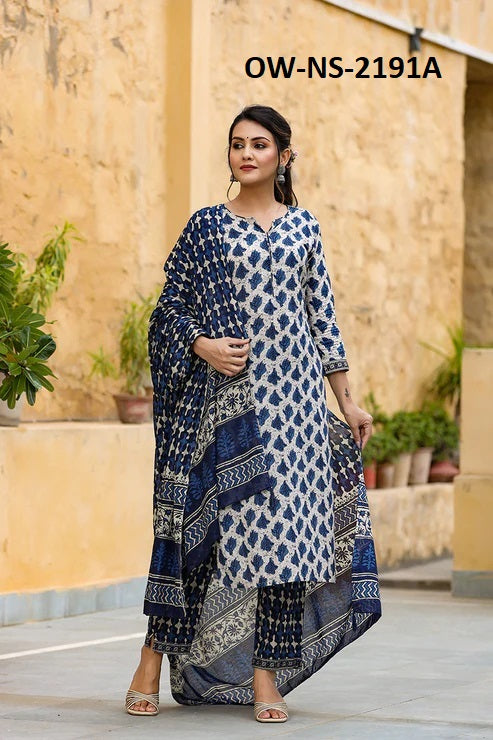 Mempersembahkan Set Sut Bercetak Motif Etnik Biru