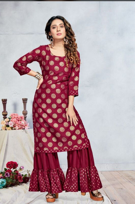 Cetakan Kerajang Kurti dengan Palazzo Pant