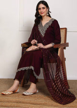 Presenting New Reyon beautiful suit set and dupatta