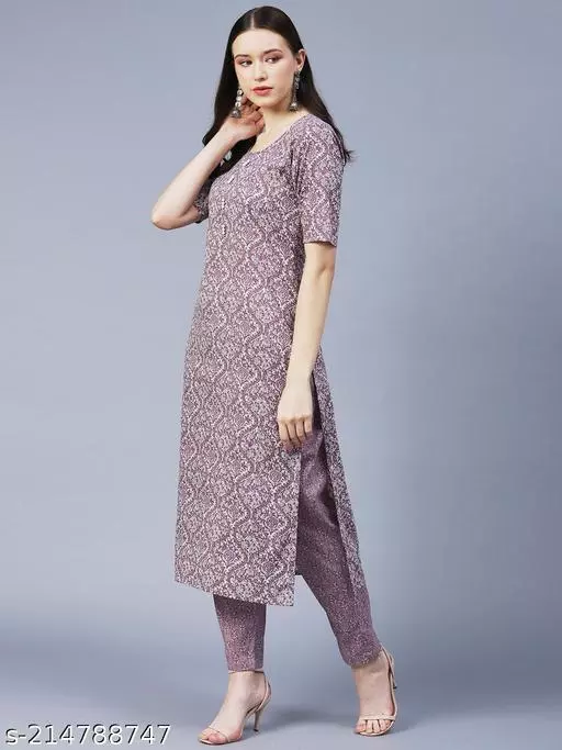 Set Kurti &amp; Seluar untuk Fesyen Moden