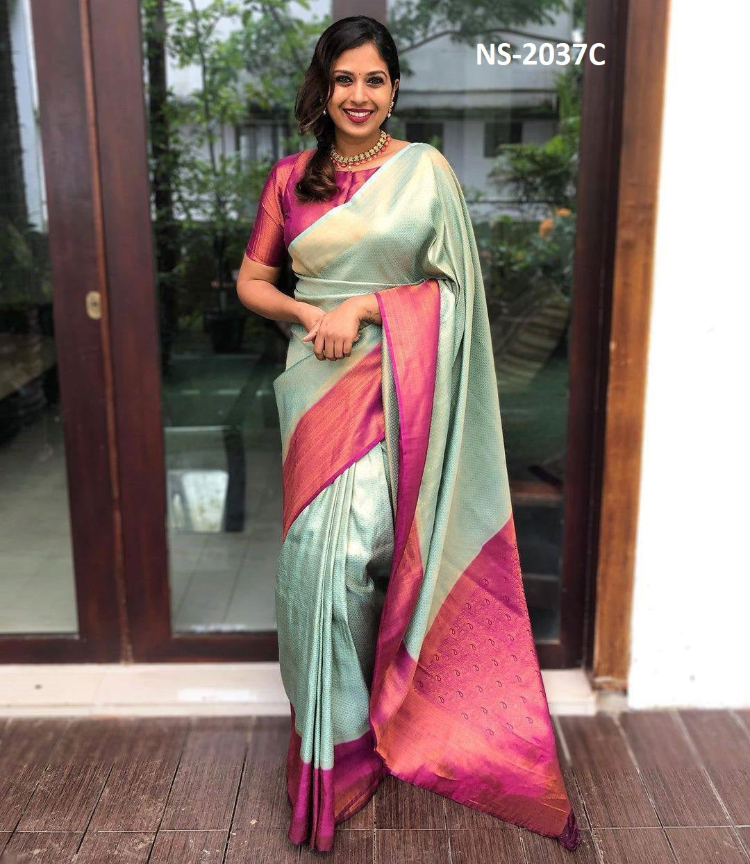 Beautiful Silk Printed Saree With Unstitched Blouse