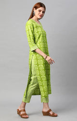 Beautiful Women's Printed Kurti & Pant Set You’ll Love!