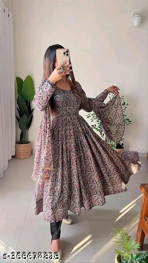 Set Gaun Georgette Bercetak Bergaya Bergaya Dengan Dupatta