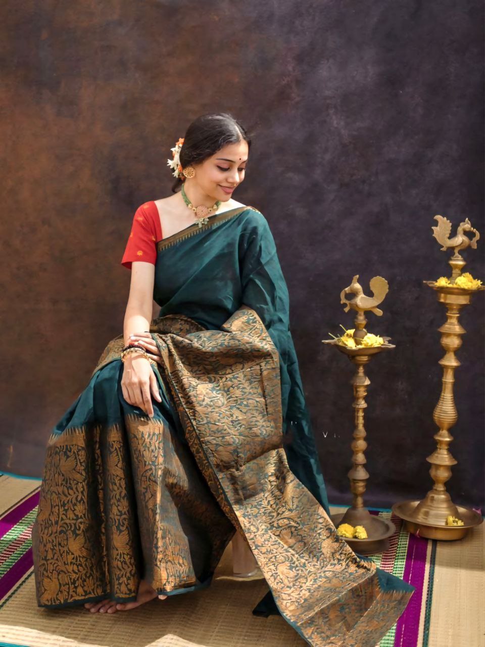 Beautiful Silk Printed Saree With Unstitched Blouse