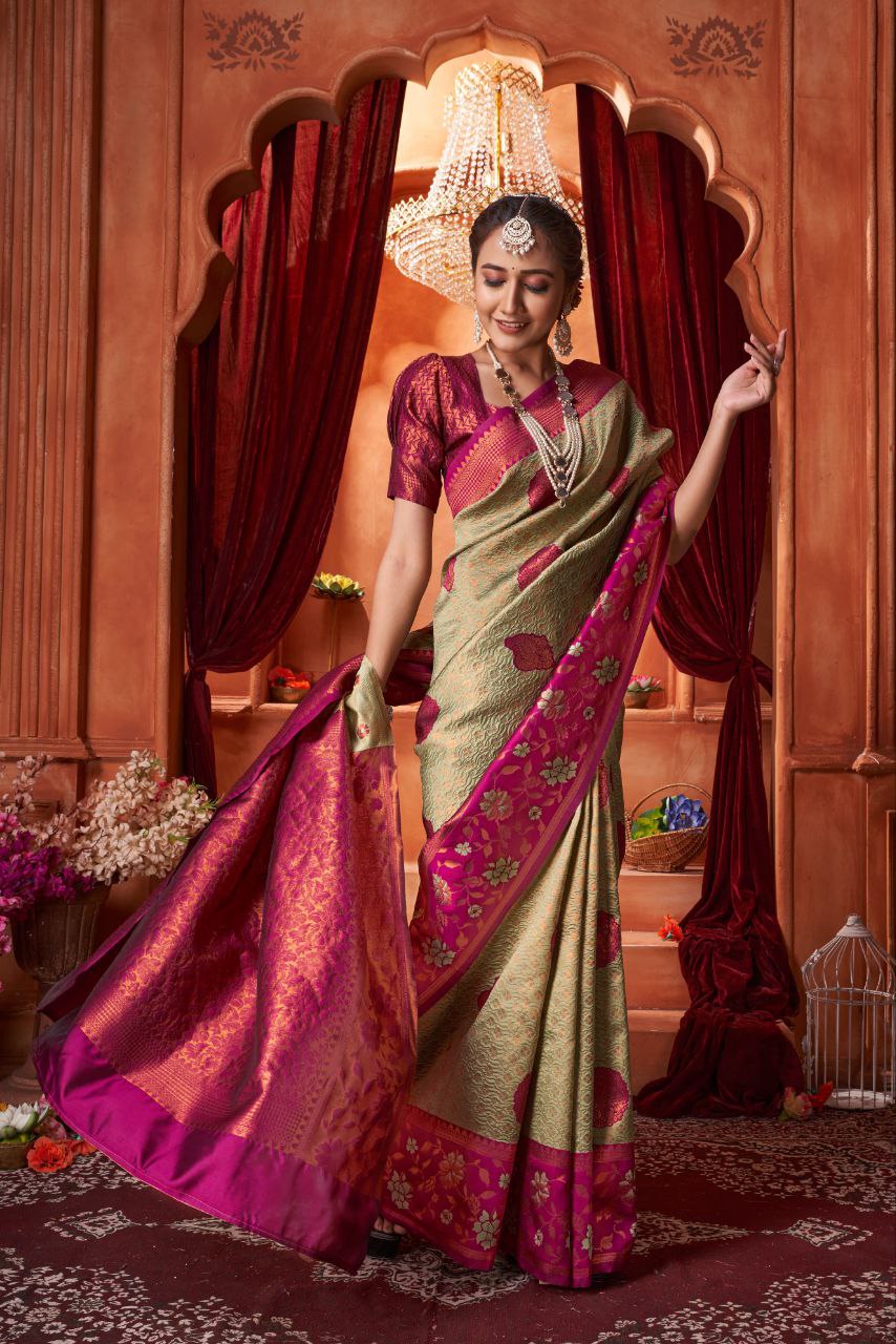 Beautiful Silk Printed Saree With Unstitched Blouse