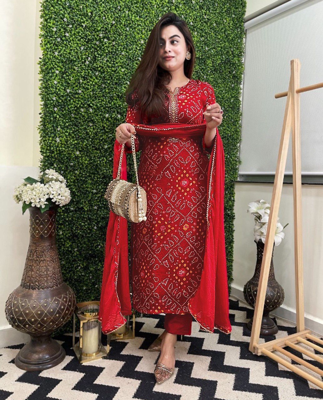 Beautiful Suit Set in Premium Rayon Fabric